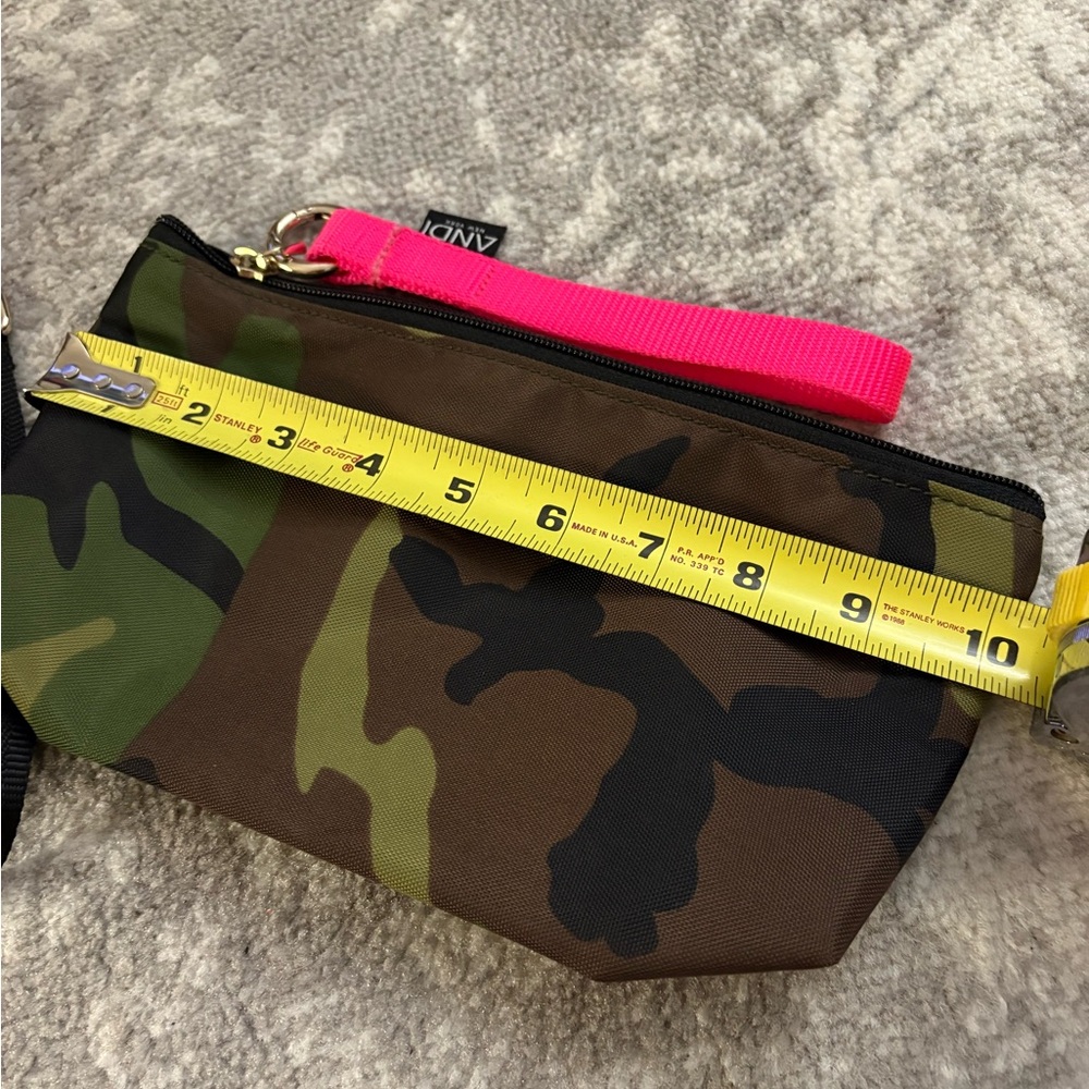 Andi small camo crossbody/ backpack bag - Picture 12 of 16